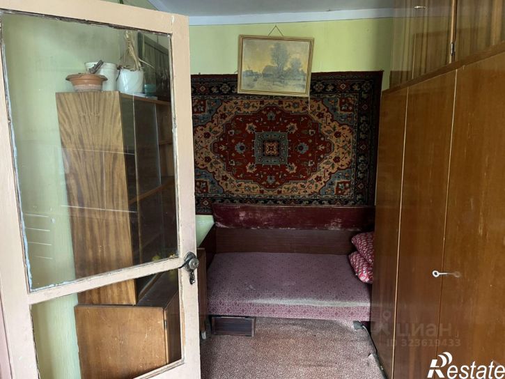 3-комн квартира пр-кт им 50 лет Октября, 136,  д. 136