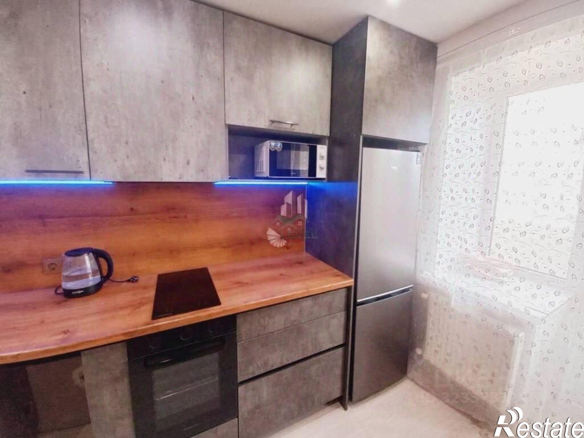 Сдать квартиру за 23 000 рублей на ул им Менякина Ю.И., 4