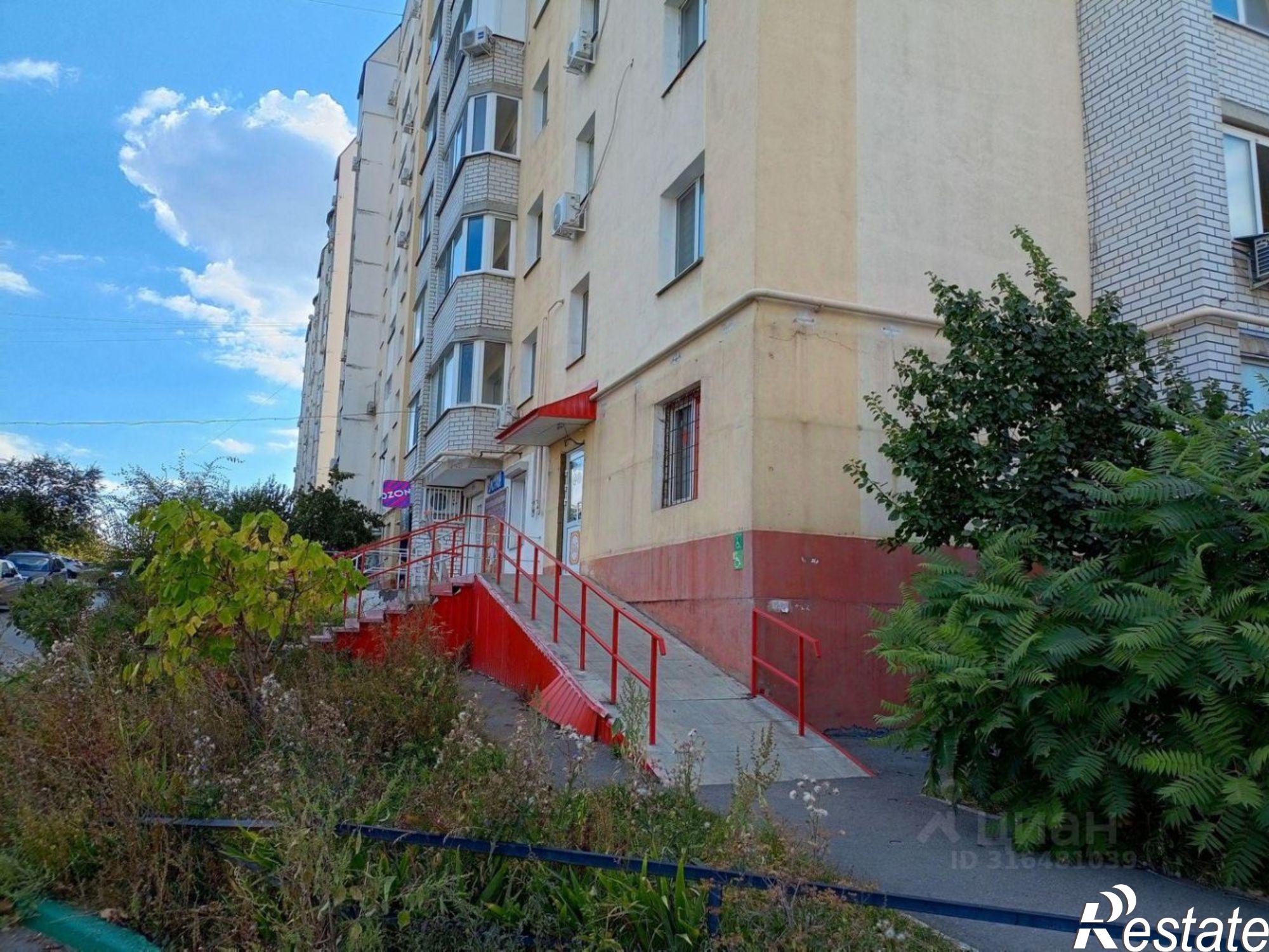 Купить торговое помещение за 8 435 800 рублей на 2-й проезд Блинова, 4