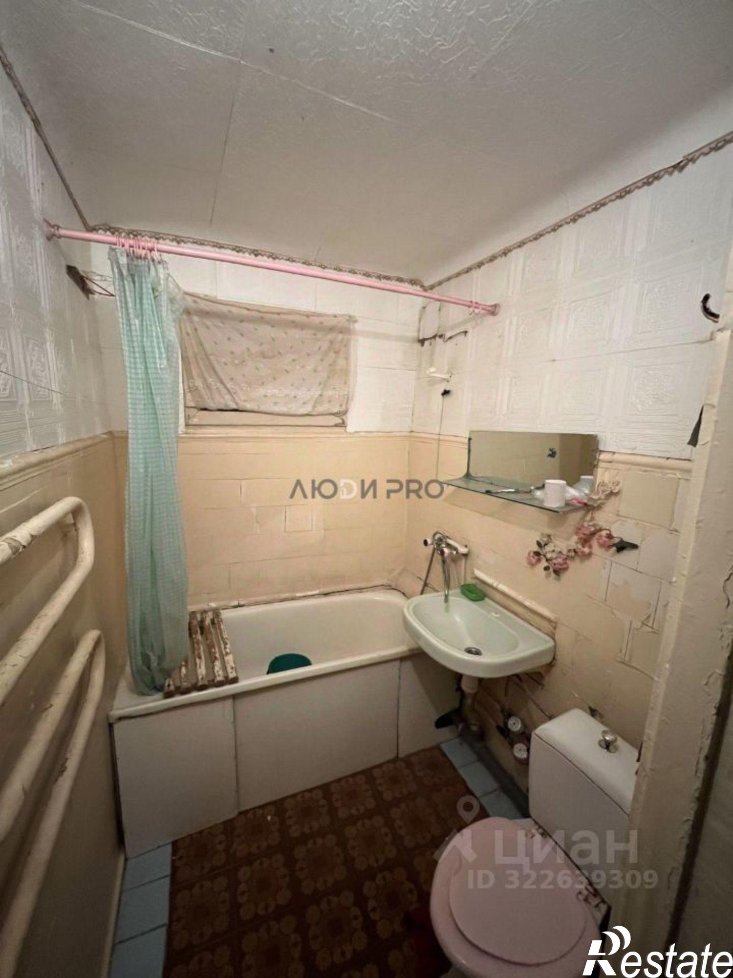 Купить квартиру за 3 000 000 рублей на проспект 50 лет Октября, 126