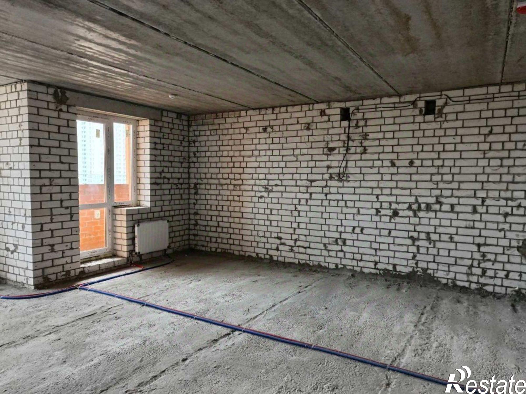 Купить квартиру за 3 806 000 рублей на пр-кт Героев Отечества, 8