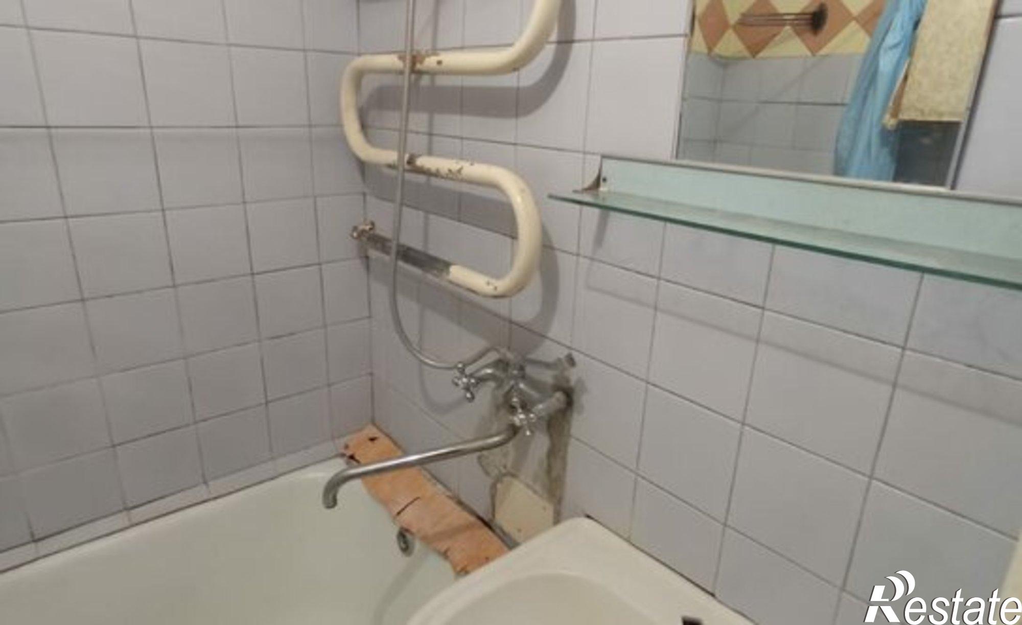 Купить квартиру за 5 400 000 рублей на Днепропетровская улица, 6