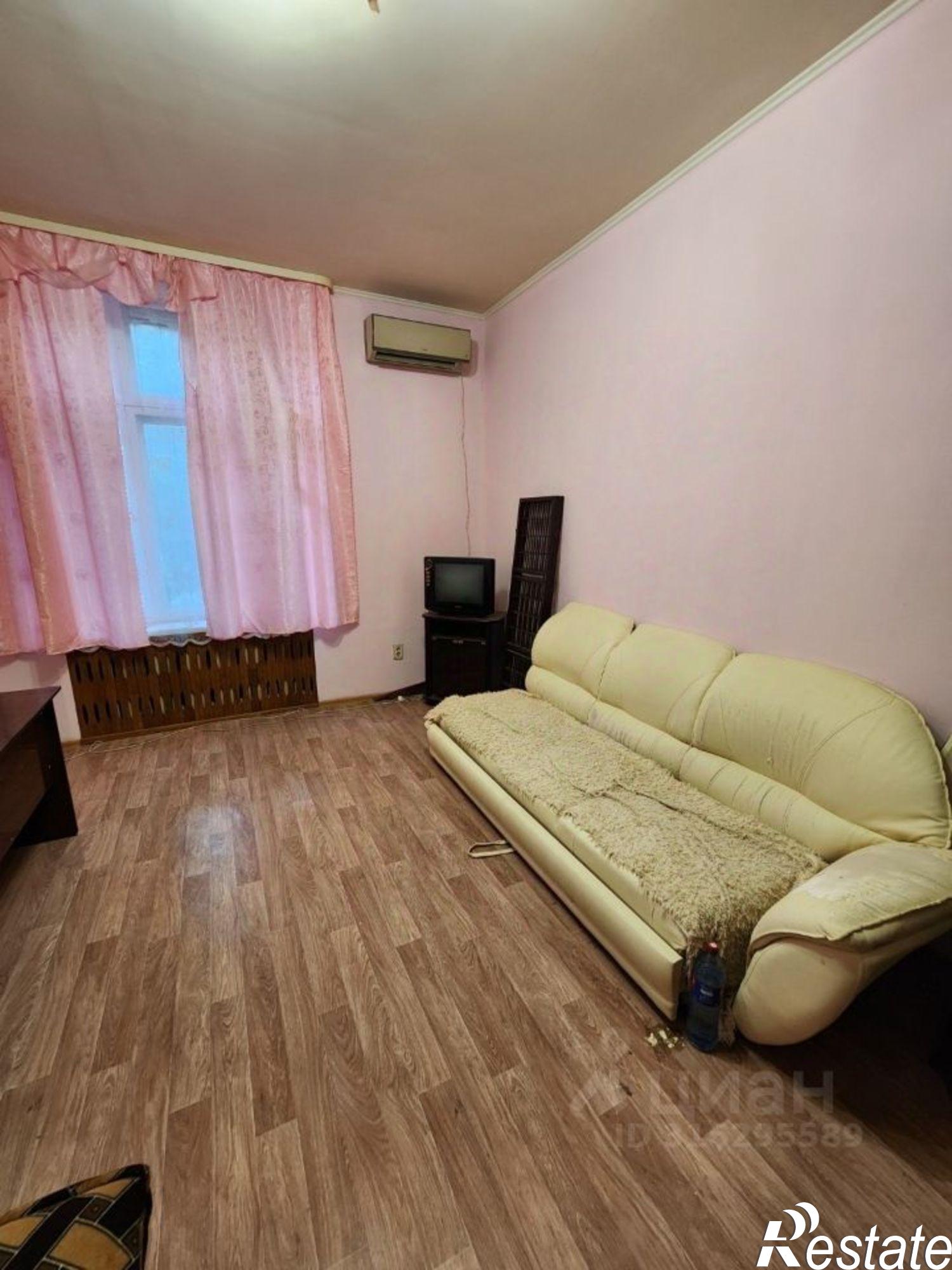 Купить квартиру за 3 000 000 рублей на ул им Тулайкова Н.М., 2Б