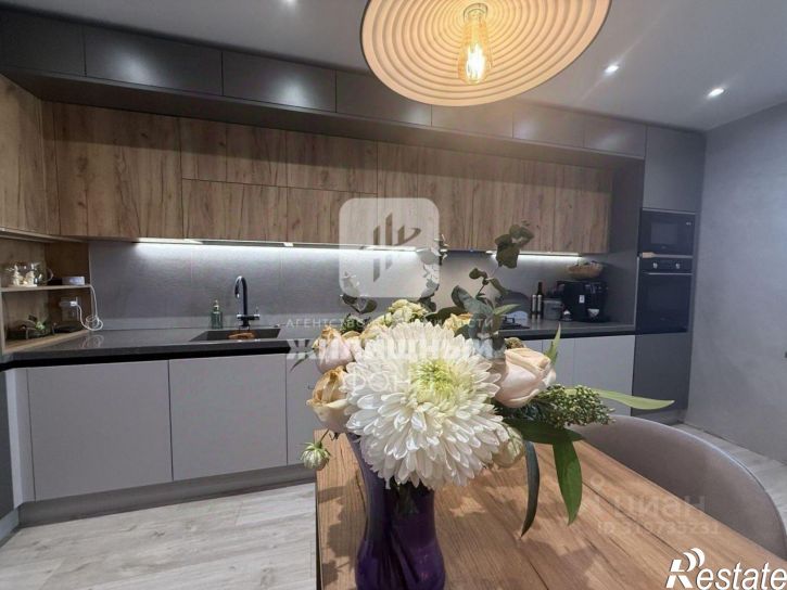 4-комн квартира улица Рахова, 61/71,  д. 61/71