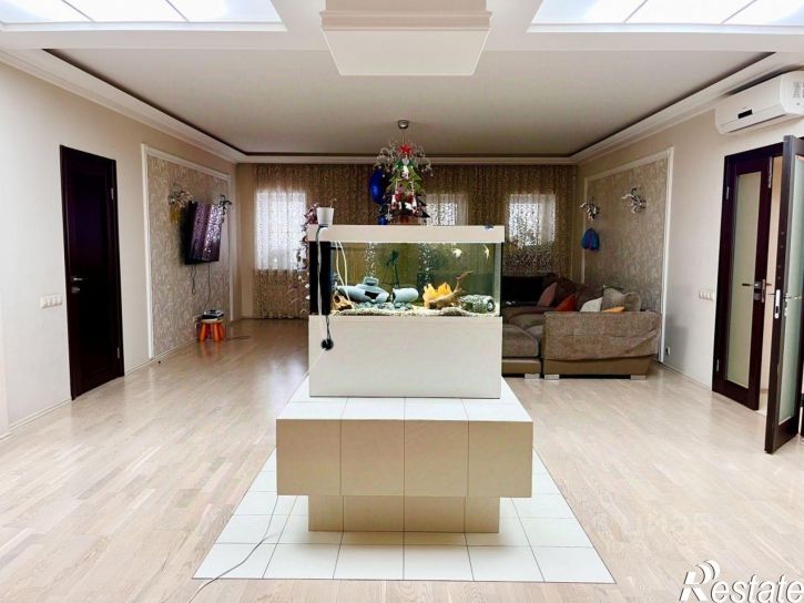 3-комн квартира улица Рахова, 129,  д. 129