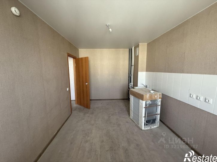 3-комн квартира улица Михаила Булгакова, 4А,  д. 4А