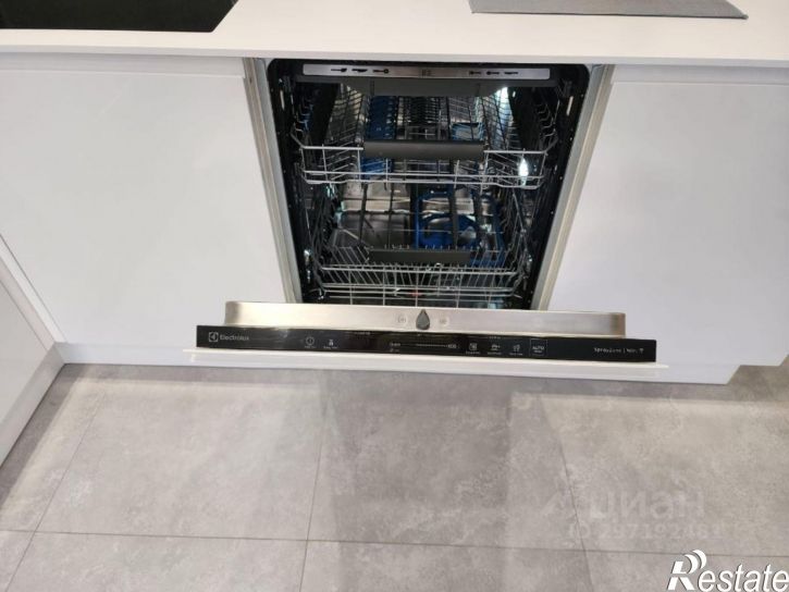 3-комн квартира Шелковичная улица, 4,  д. 4