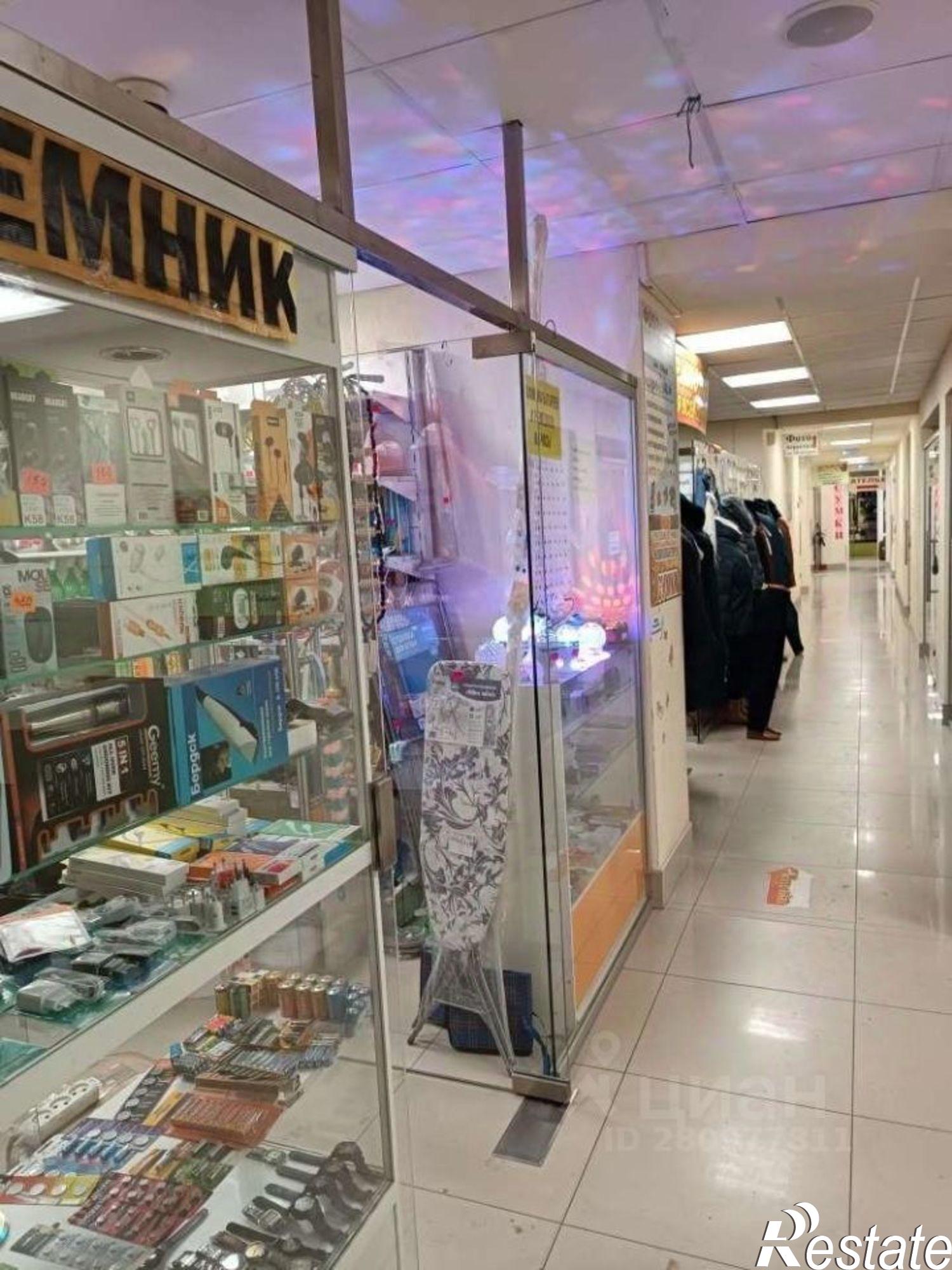 Сдать торговое помещение за 468 000 рублей на ул им Академика Навашина С.Г., 6А 1