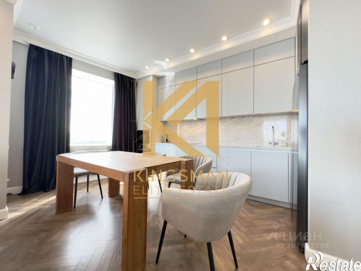 4-комн квартира Славянская пл, 2,  д. 2