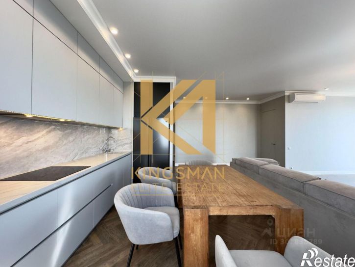 4-комн квартира Славянская пл, 2,  д. 2