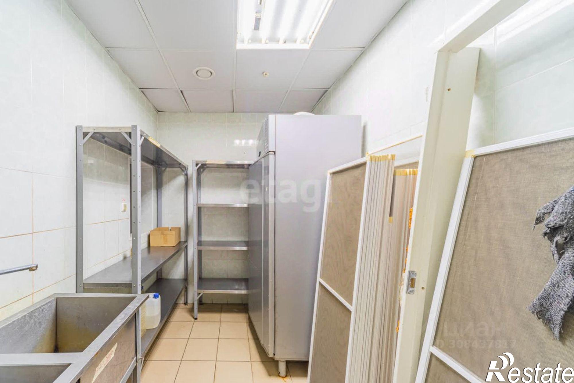 Сдать офис, помещение под офис за 2 250 000 рублей на Энгельсский район