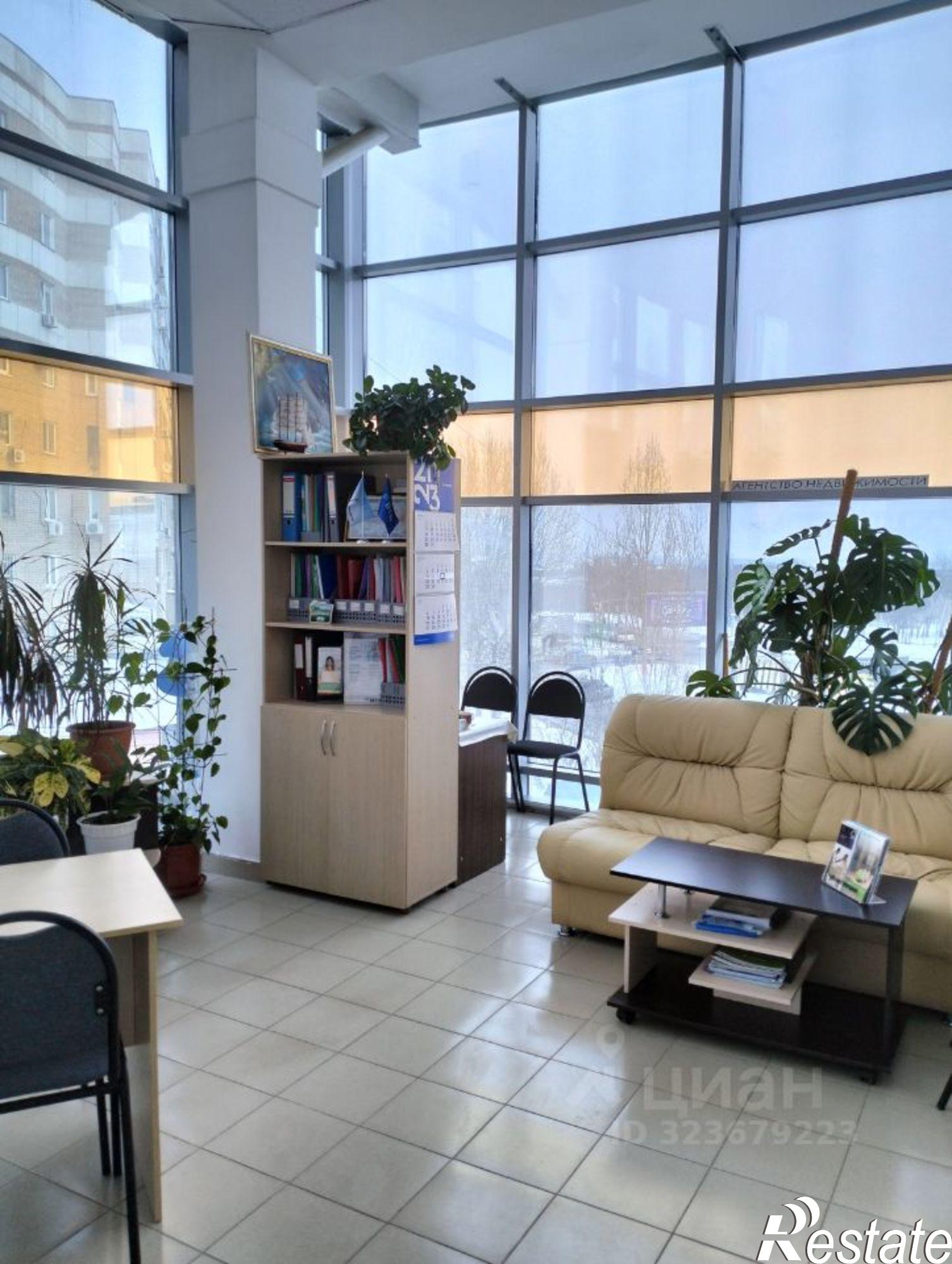 Сдать офис, помещение под офис за 20 001 рублей на ул Усть-Курдюмская, 1А