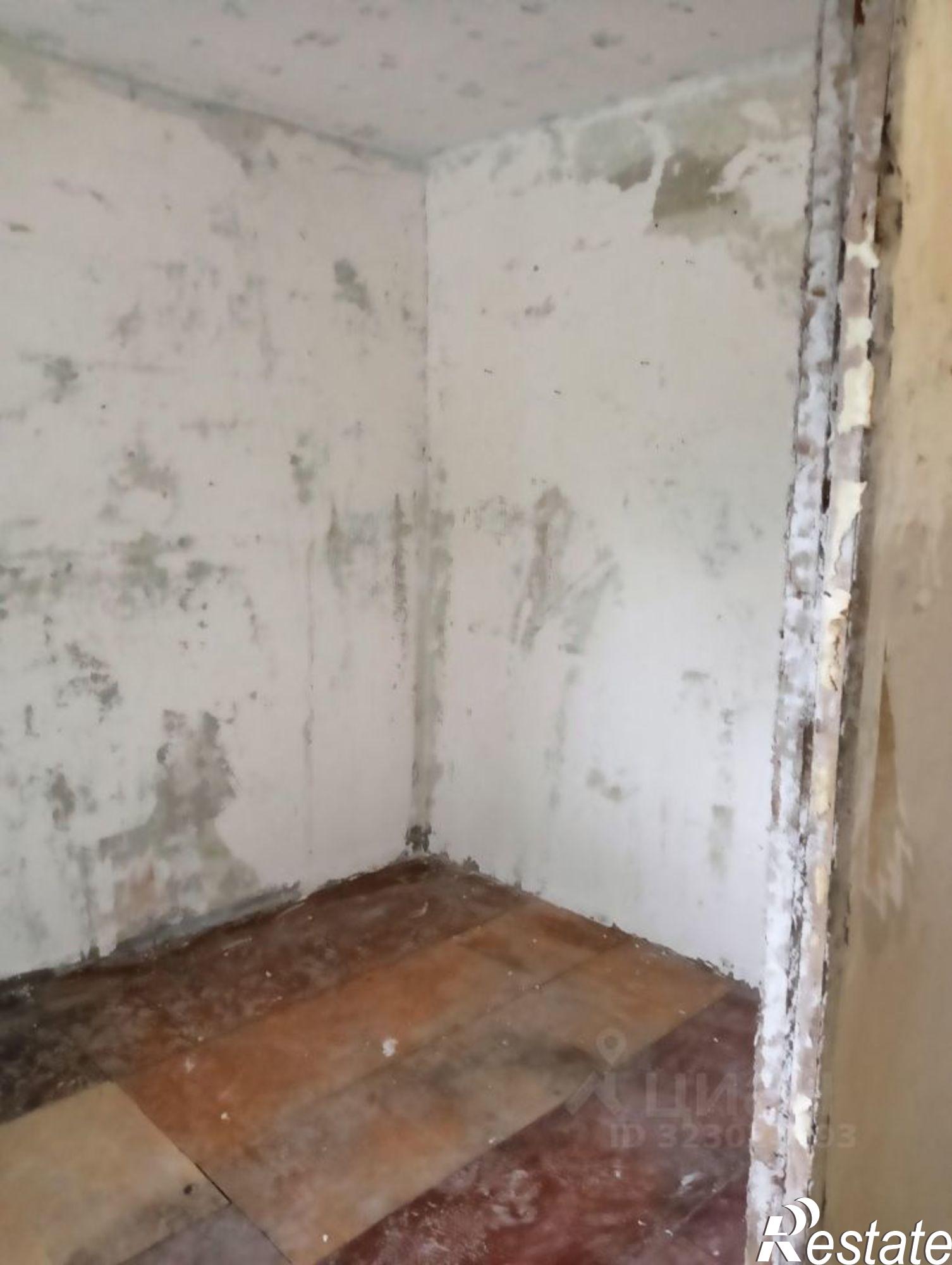 Купить квартиру за 1 800 000 рублей на Ново-Крекингский проезд, 8