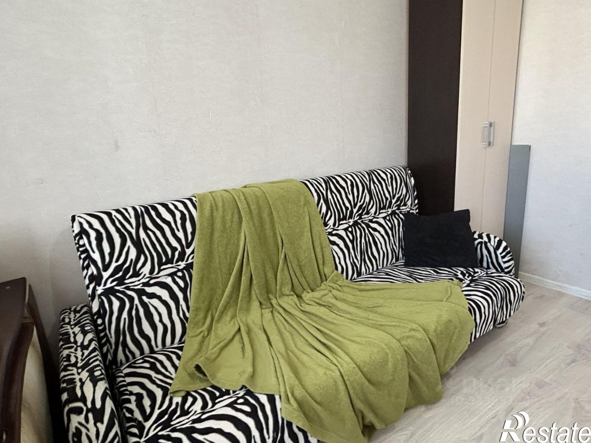 Сдать комнату за 9 000 рублей на ул 2-я Пионерская, 30/36