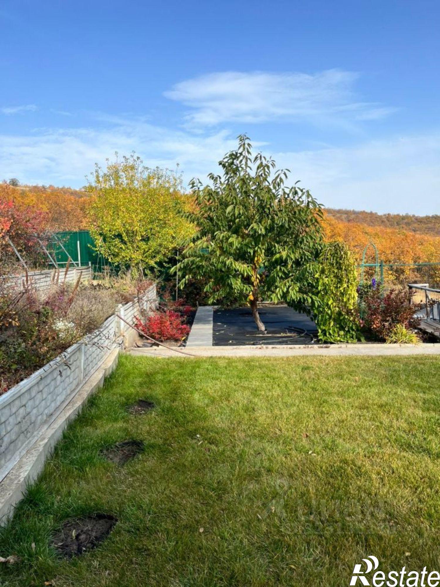 Купить дачу, дом, коттедж за 3 800 000 рублей на СНТ Родничок-71