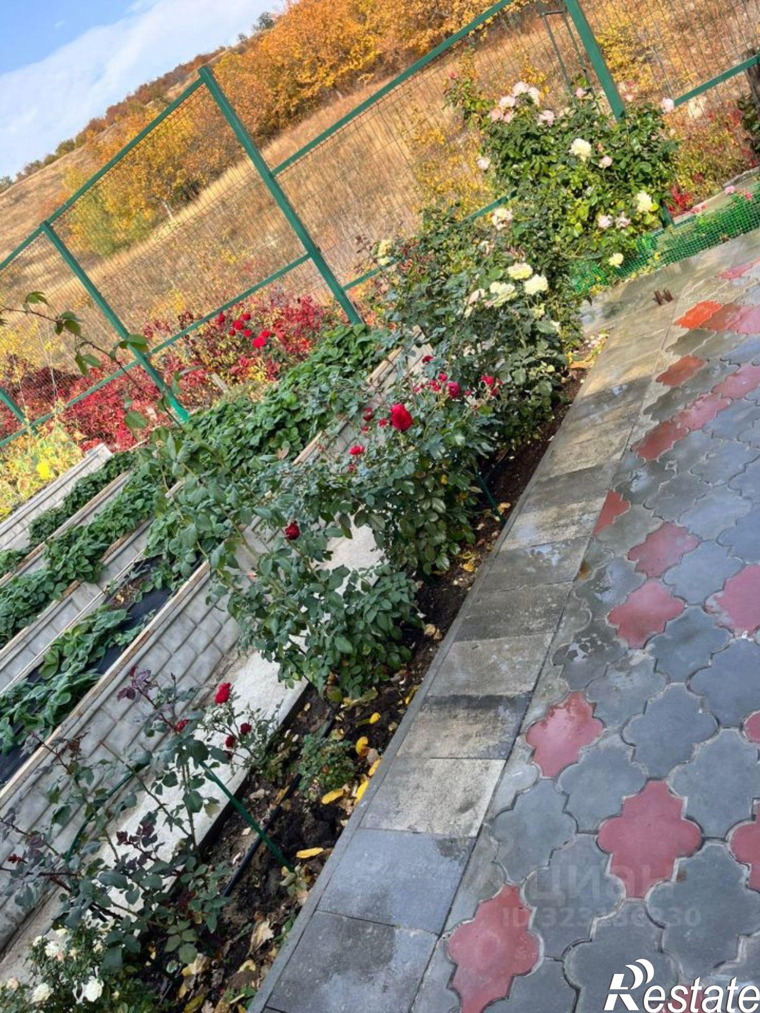 Купить дачу, дом, коттедж за 3 800 000 рублей на СНТ Родничок-71