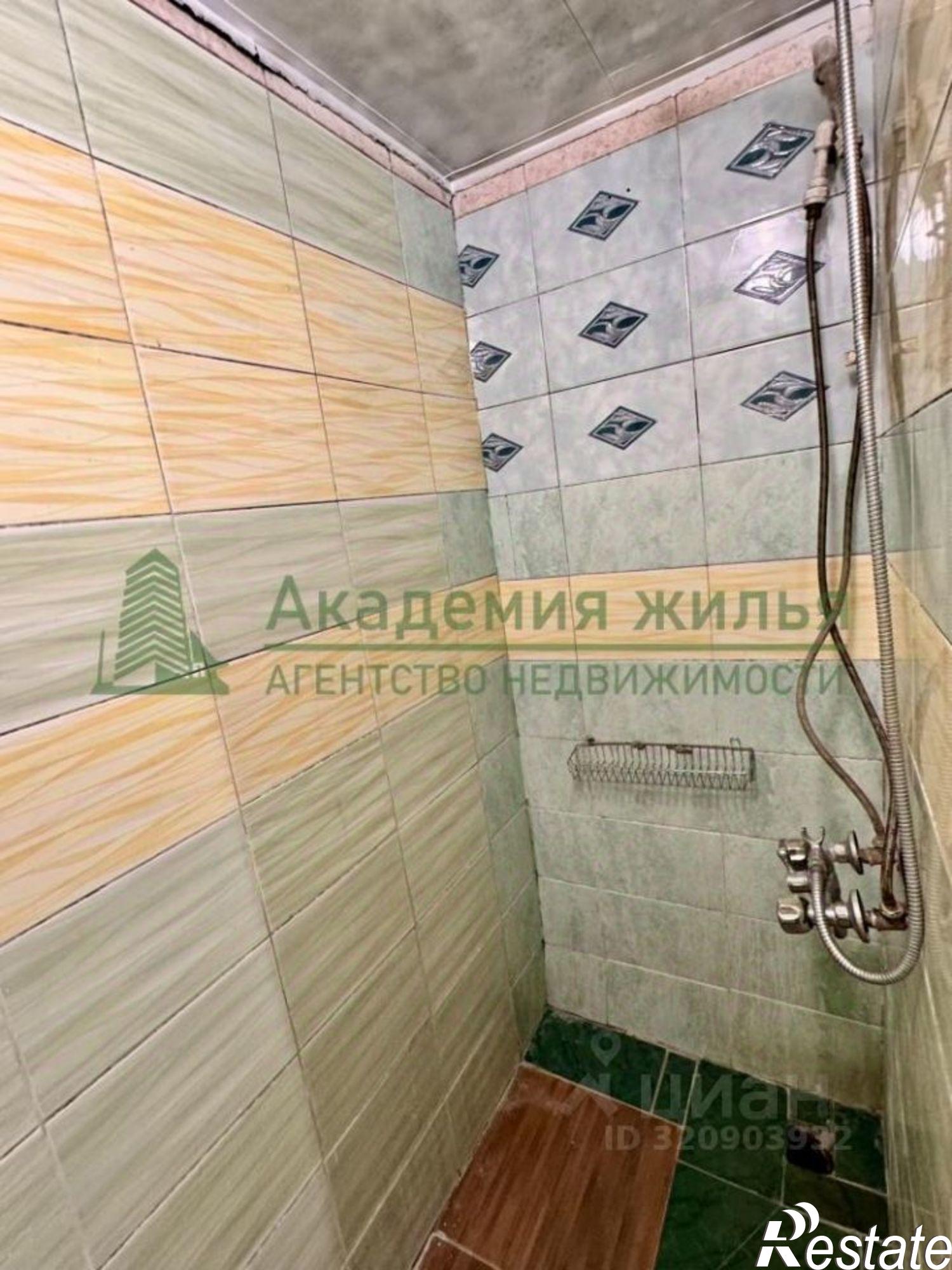 Купить комнату за 1 050 000 рублей на ул Гвардейская, 1