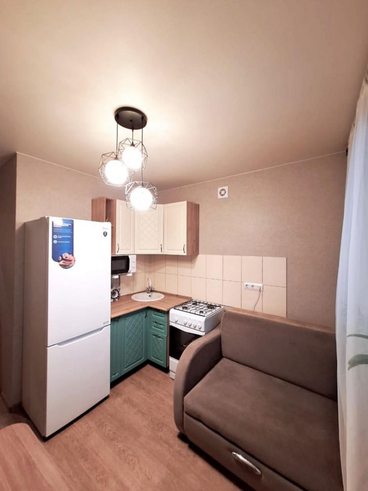 1-комн квартира Хрустальная, 68е