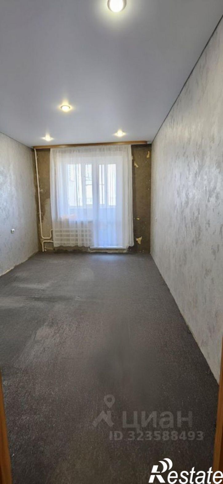 3-комн квартира улица Бардина, 8,  д. 8