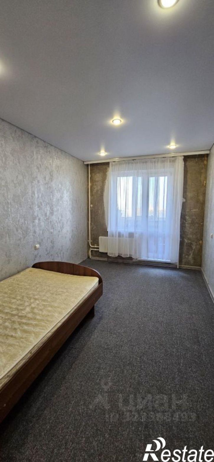 3-комн квартира улица Бардина, 8,  д. 8