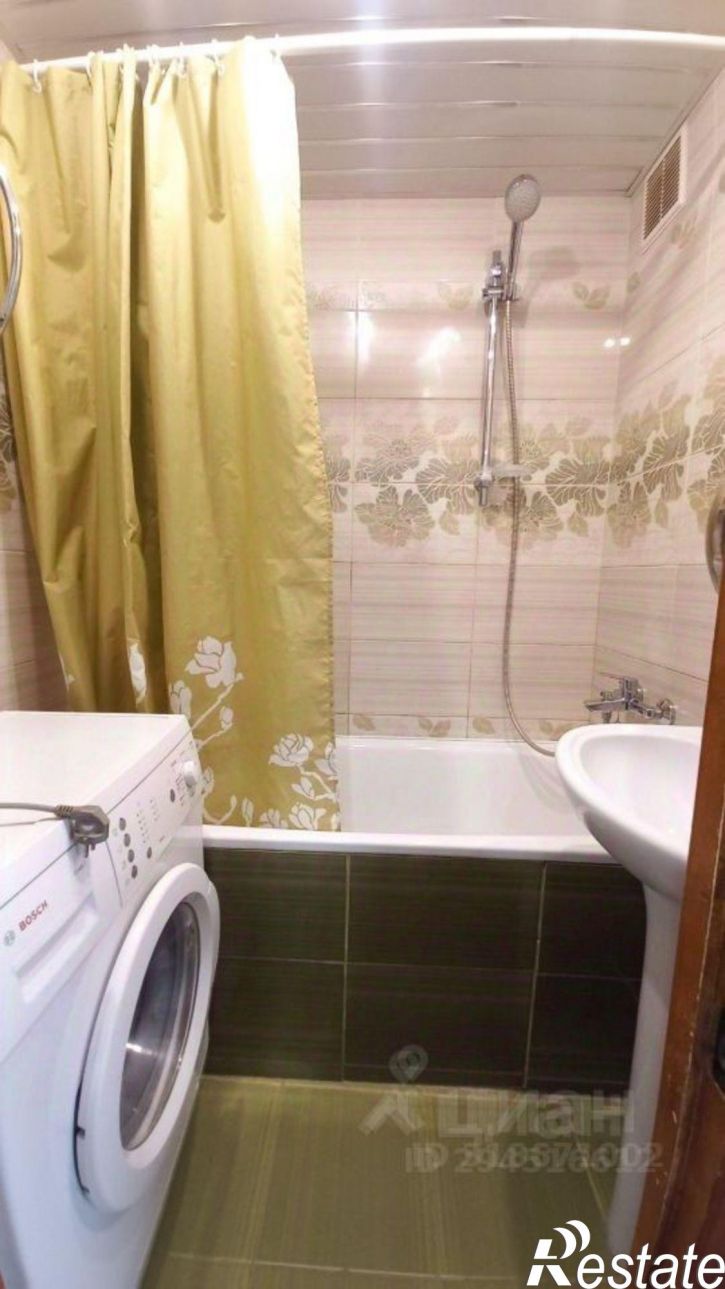 2-комн квартира улица Лебедева-Кумача, 55,  д. 55