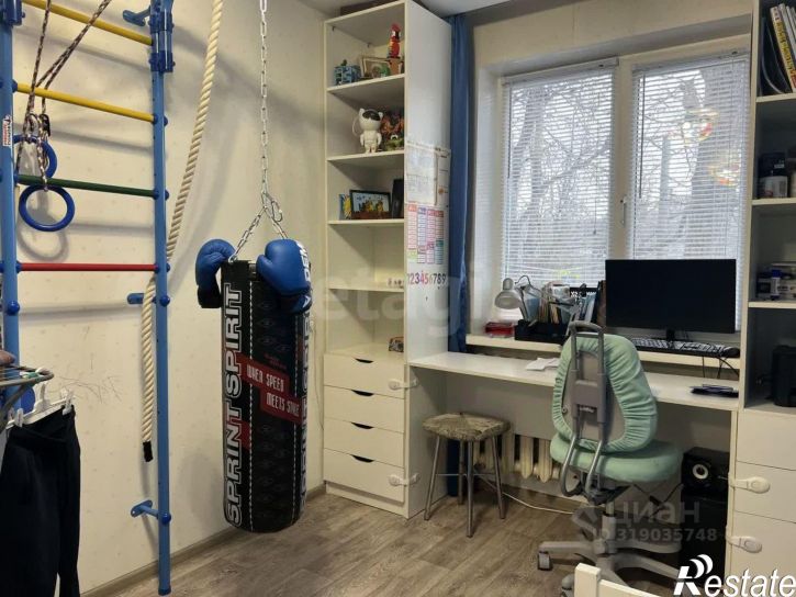 3-комн квартира проспект Строителей, 2,  д. 2