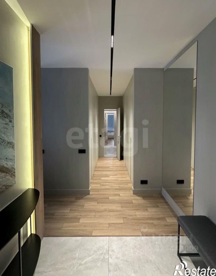 3-комн квартира улица Кутякова, 27,  д. 27