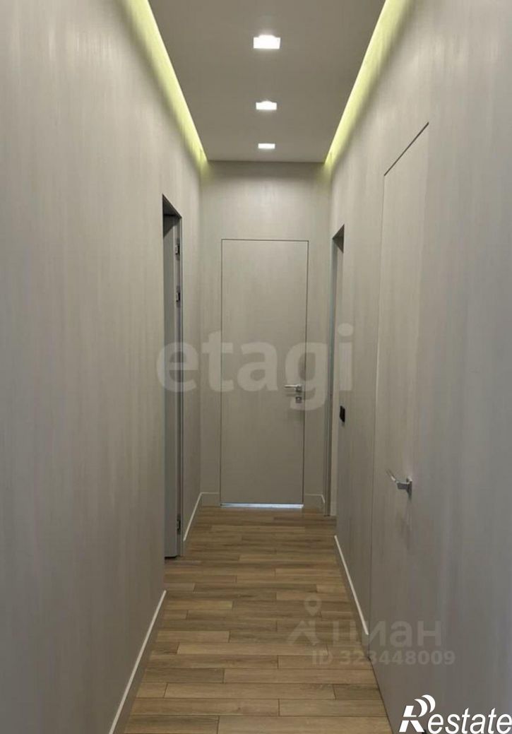 3-комн квартира улица Кутякова, 27,  д. 27