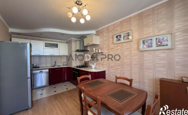 3-комн квартира улица Блинова Ф. А., 21,  д. 21