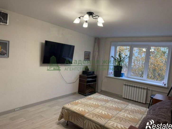 1-комн квартира ул Гвардейская, 3,  д. 3