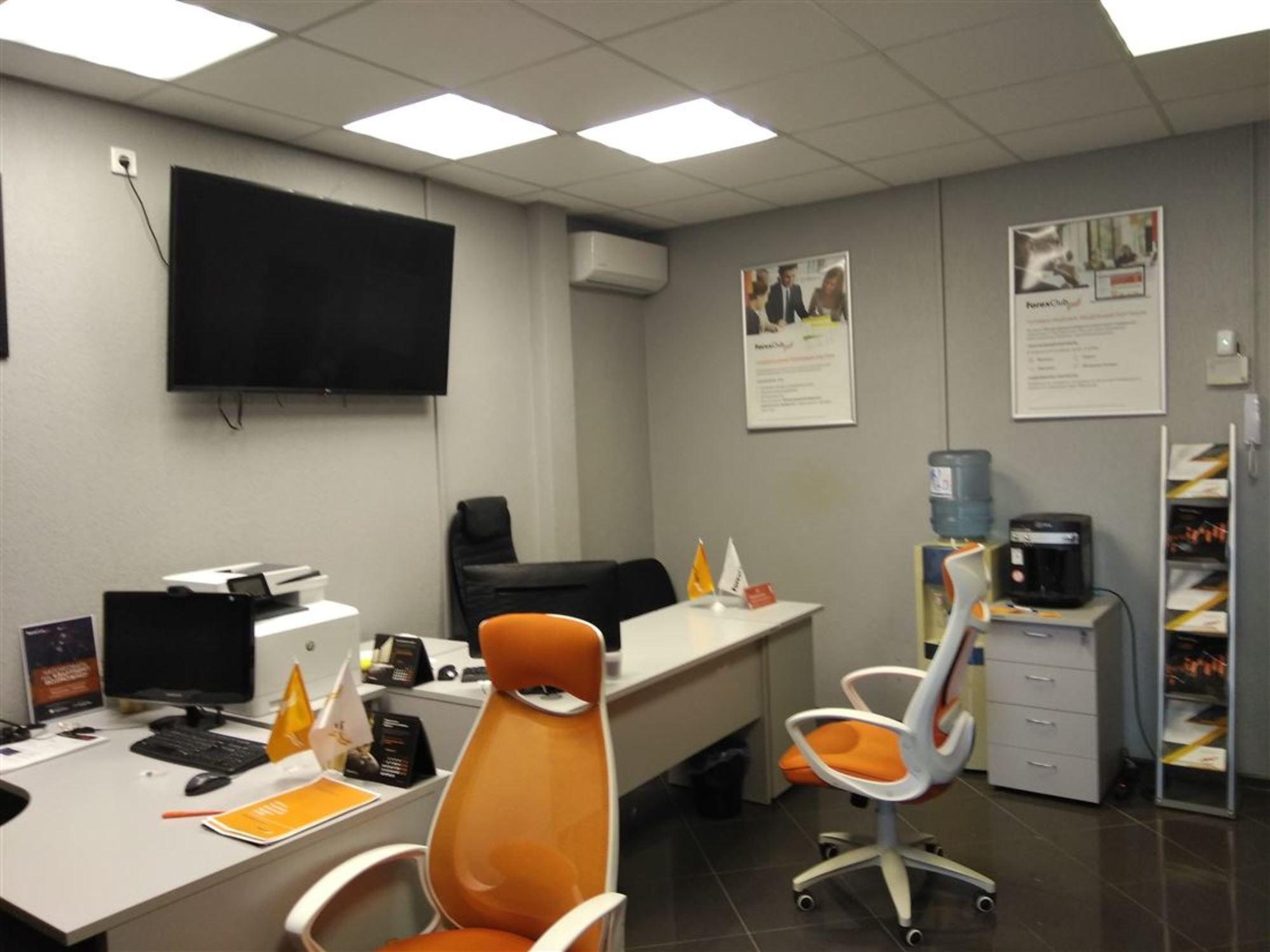 Сдать офис, помещение под офис за 76 000 рублей на ул Московская, д. 117Б