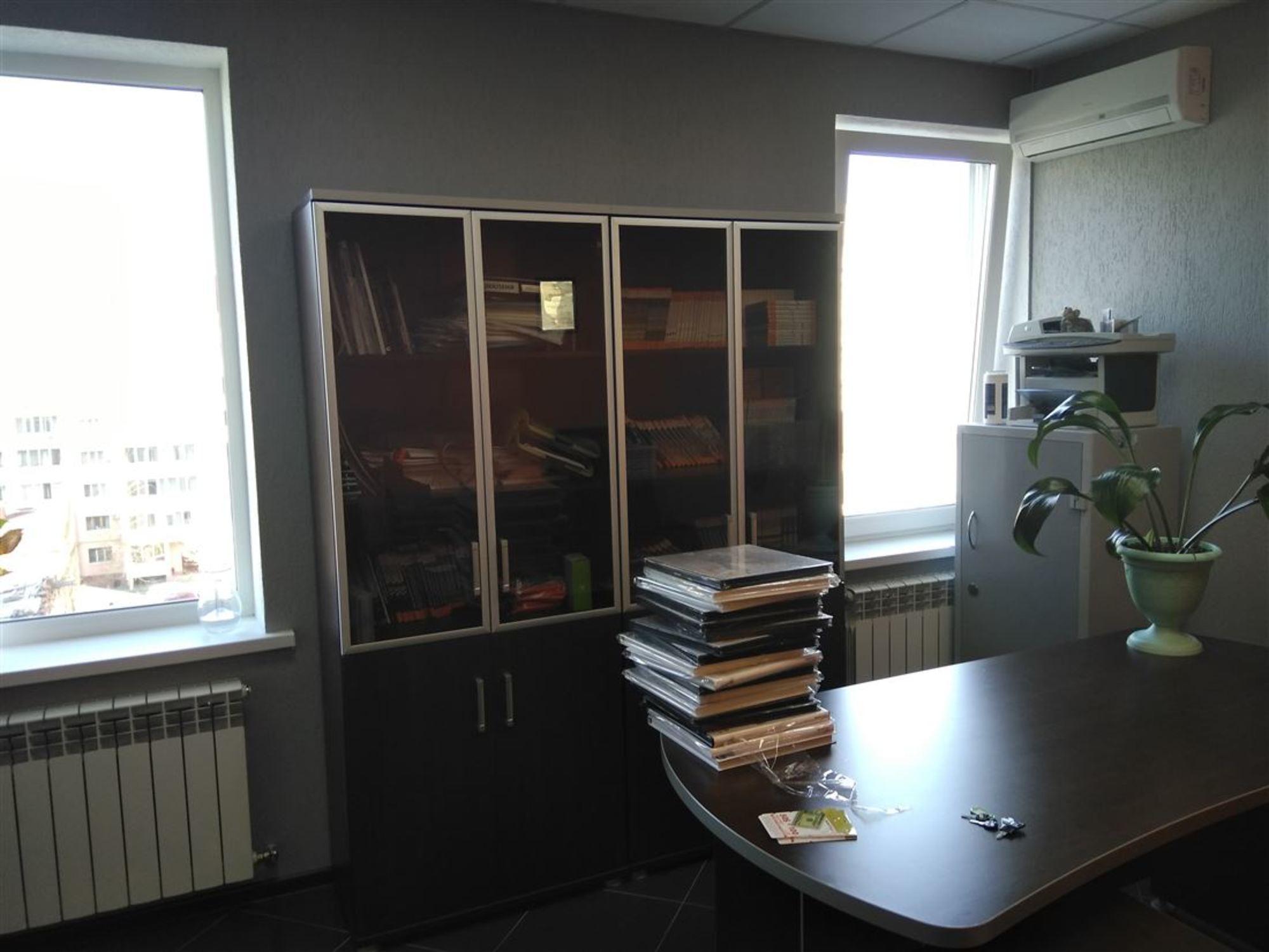 Сдать офис, помещение под офис за 76 000 рублей на ул Московская, д. 117Б