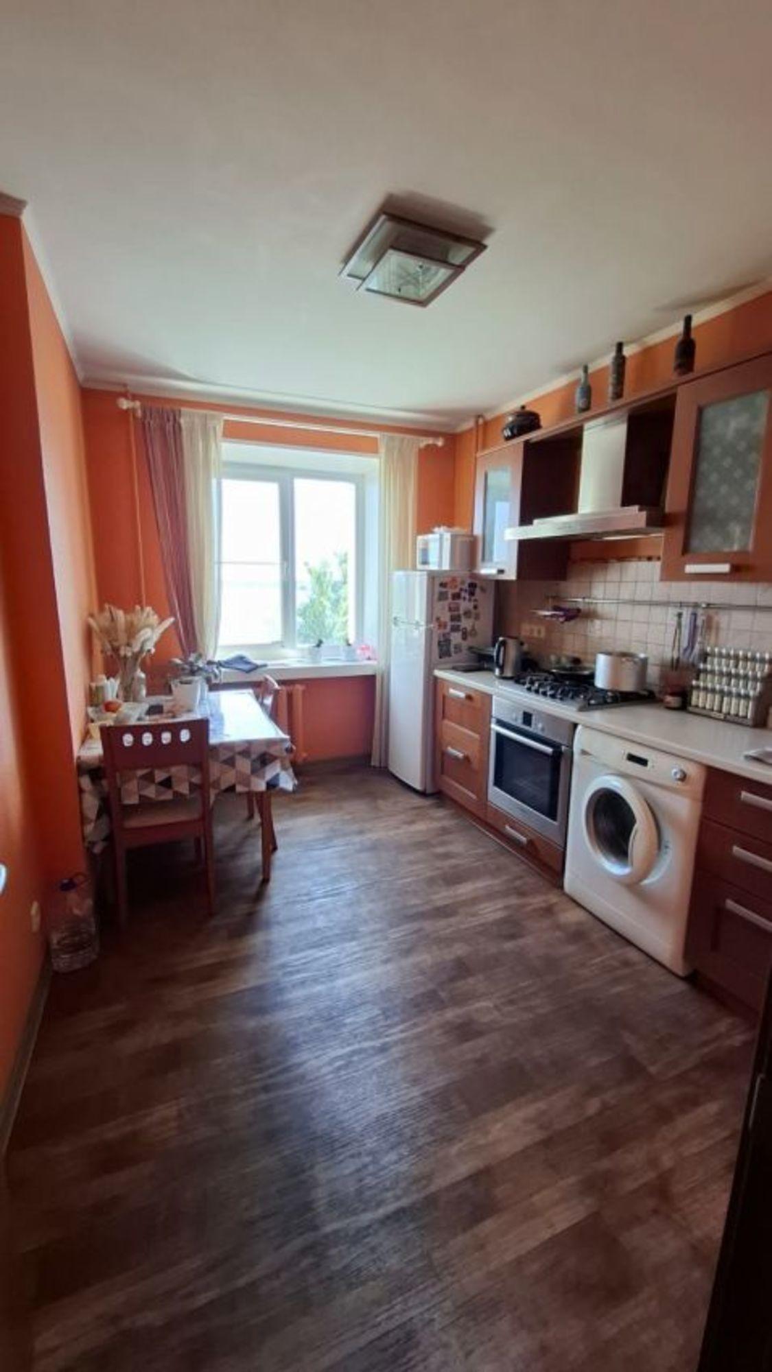 Купить квартиру за 5 350 000 рублей на Большая Затонская улица, 27