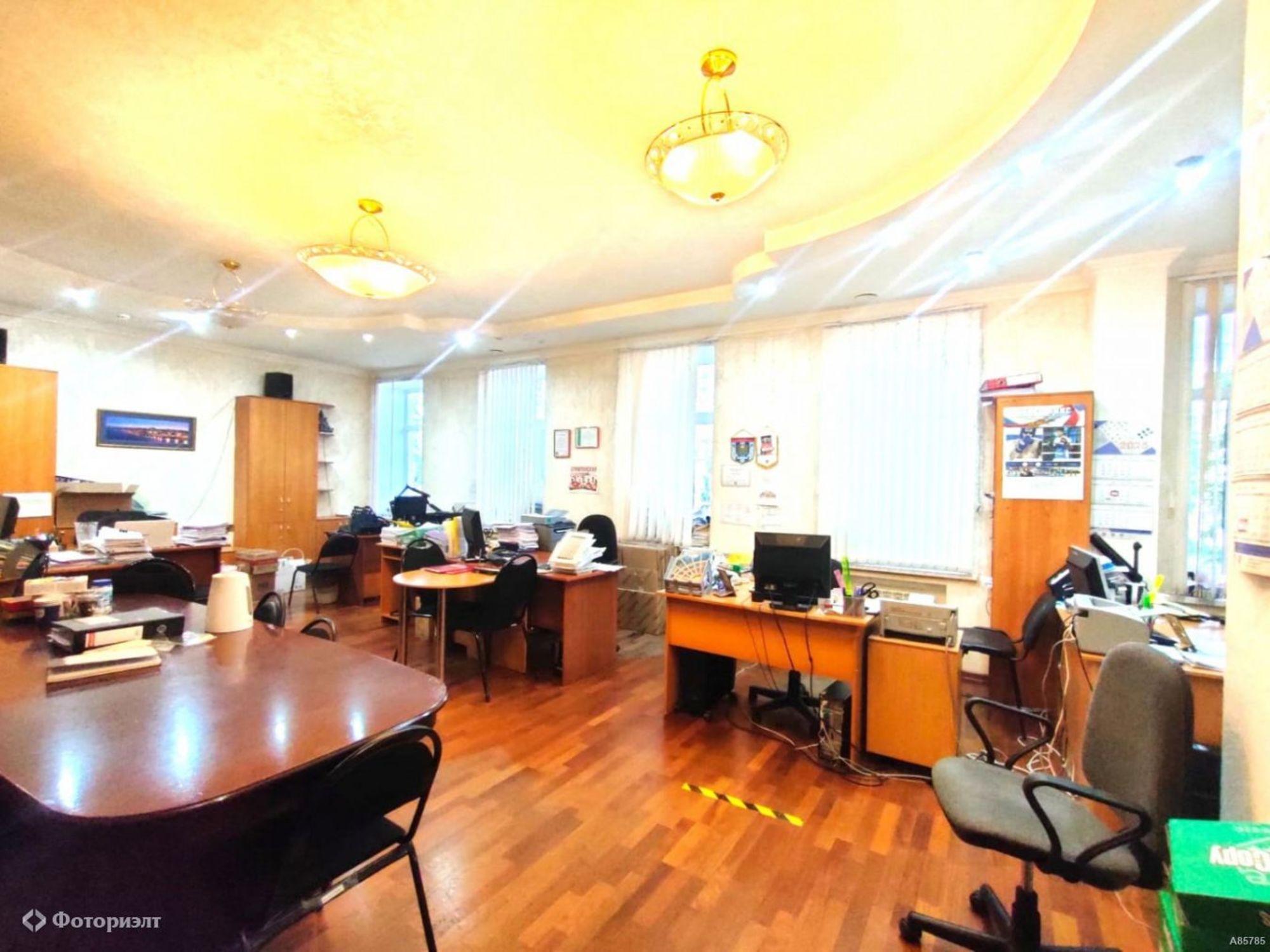 Сдать офис, помещение под офис за 100 000 рублей на Казачья Б. ул, 31