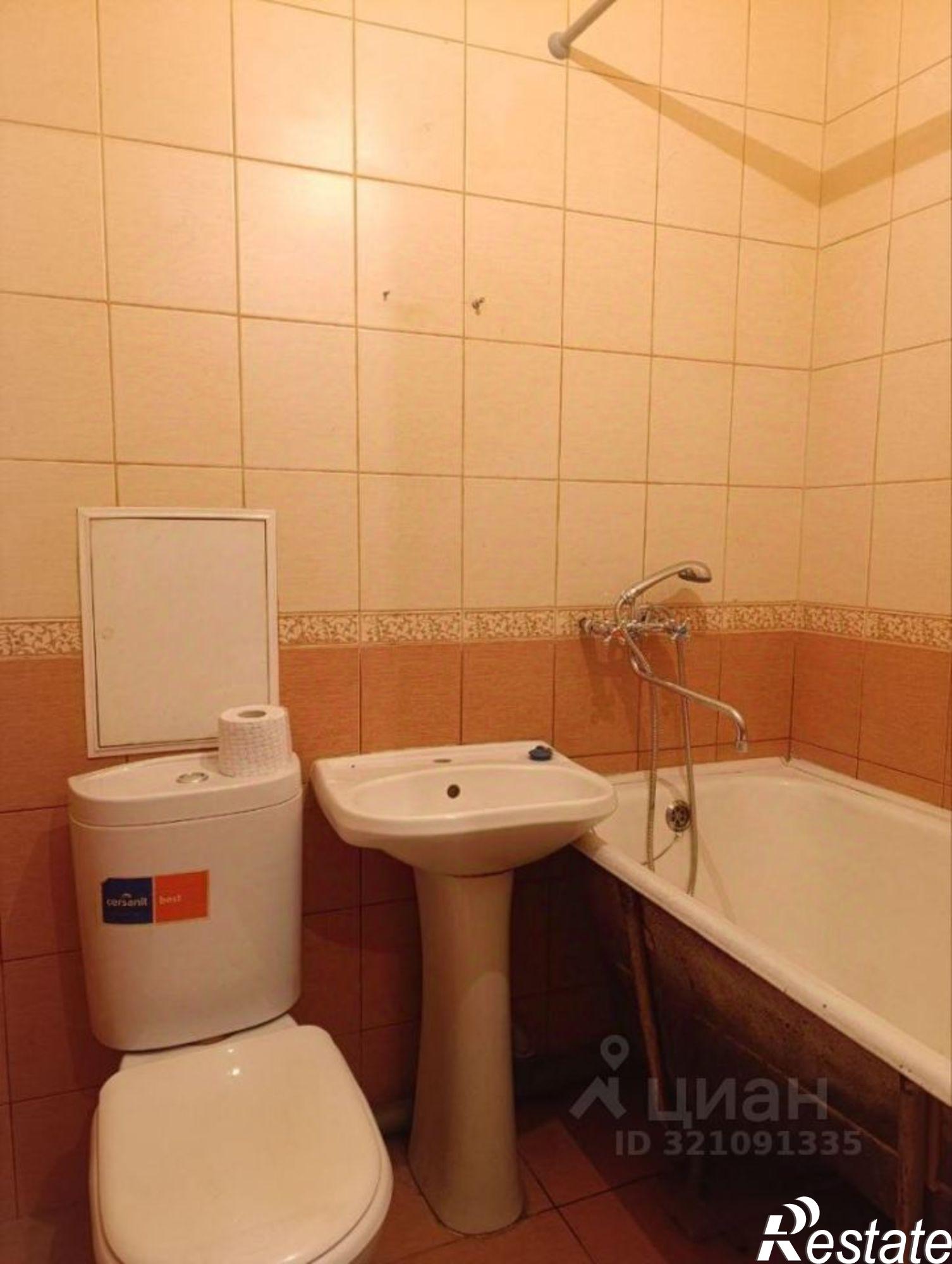 Купить квартиру за 2 000 000 рублей на Гвардейская улица, 3