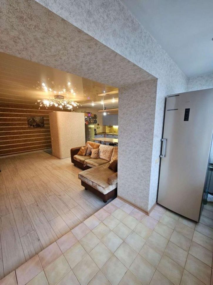 3-комн квартира Усть-Курдюмская улица, 7а