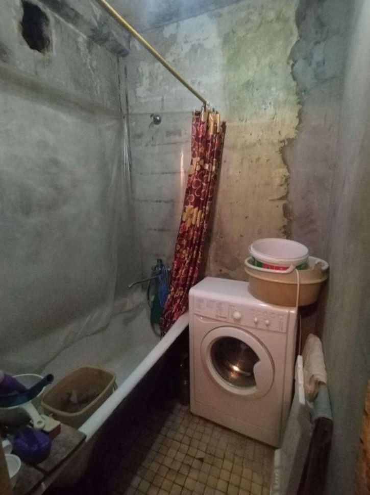 3-комн квартира Строителей проспект, 56