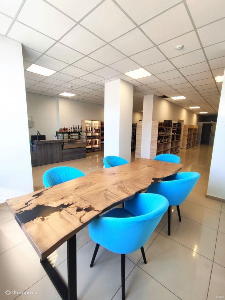 Торговое помещение Усть-Курдюмская ул, 25