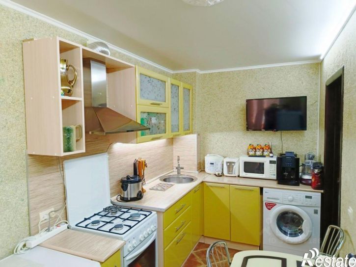 2-комн квартира Гвардейская улица, 44Б,  д. 44Б