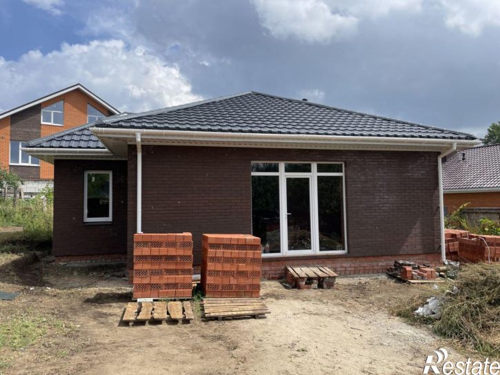 Коттедж/дом Белых Рос улица