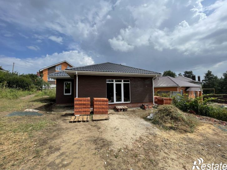 Коттедж/дом Белых Рос улица