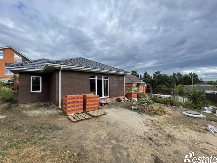 Коттедж/дом Белых Рос улица