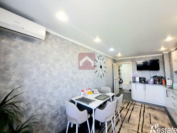 3-комн квартира улица Уфимцева, 3Б,  д. 3Б