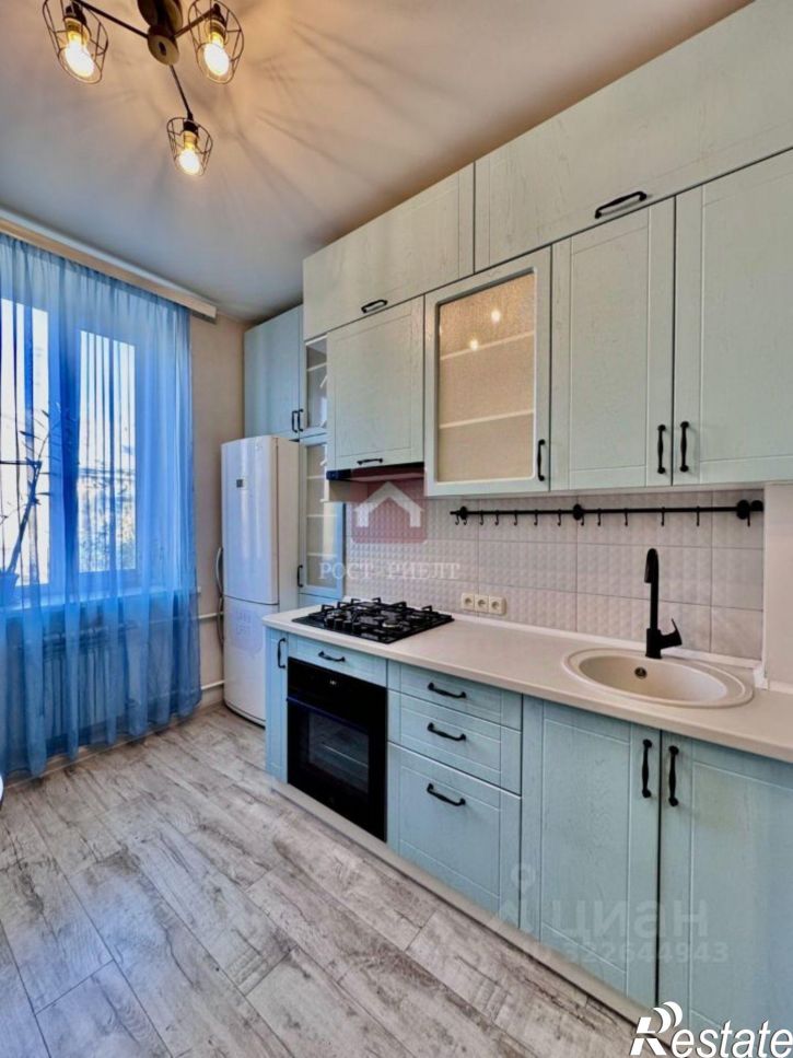 3-комн квартира Саратов г., Ленинский