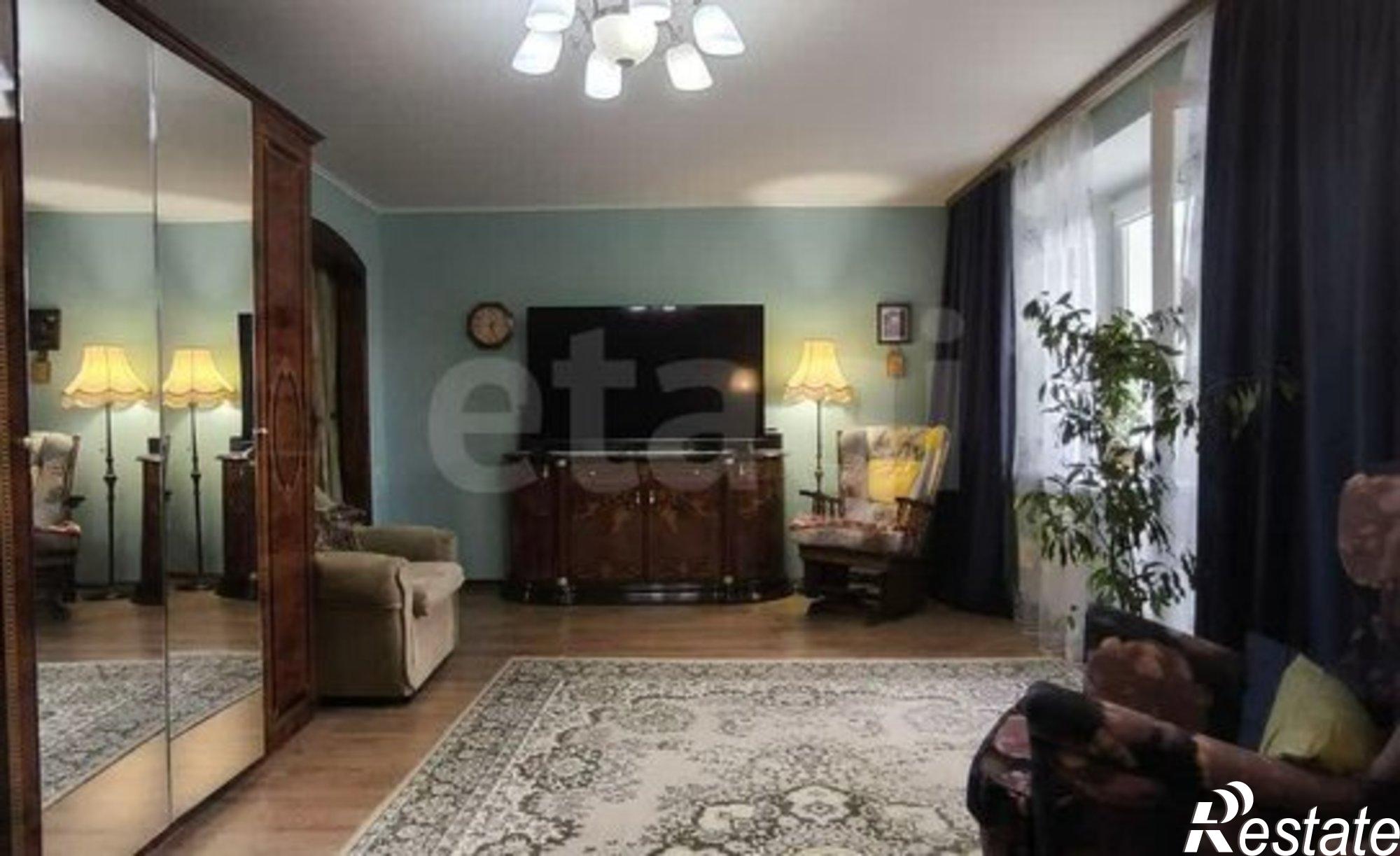 Купить квартиру за 9 300 000 рублей на ул Белоглинская, 154/156