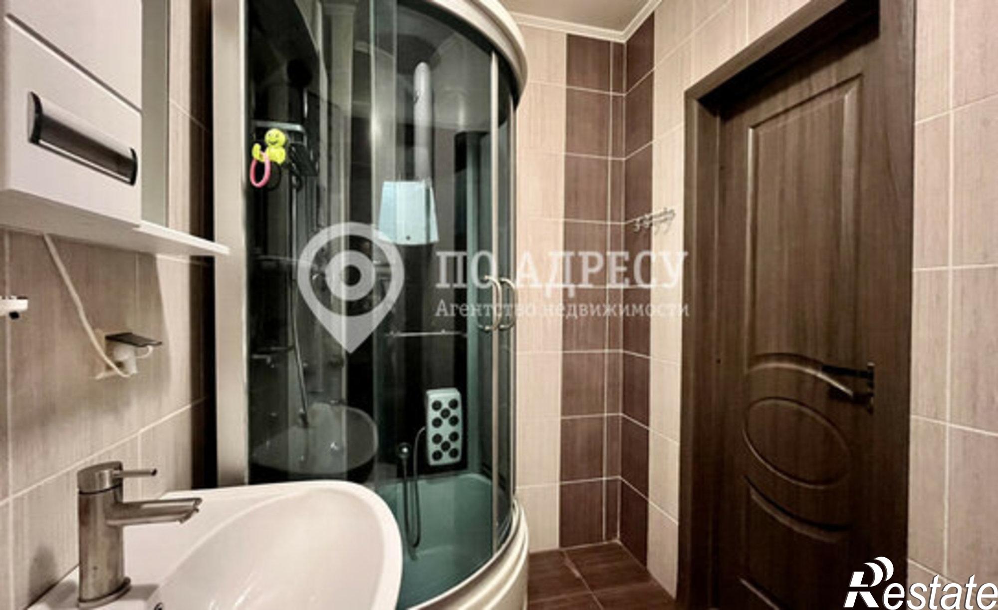 Купить квартиру за 3 400 000 рублей на улица имени Скоморохова Н. М., 17