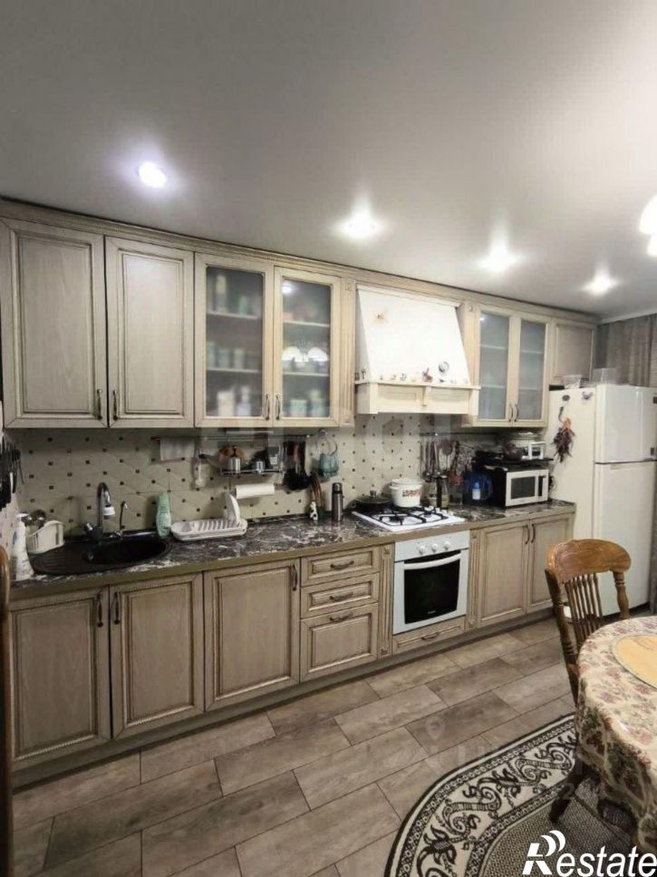 3-комн квартира ул Белоглинская, 154/156,  д. 154/156