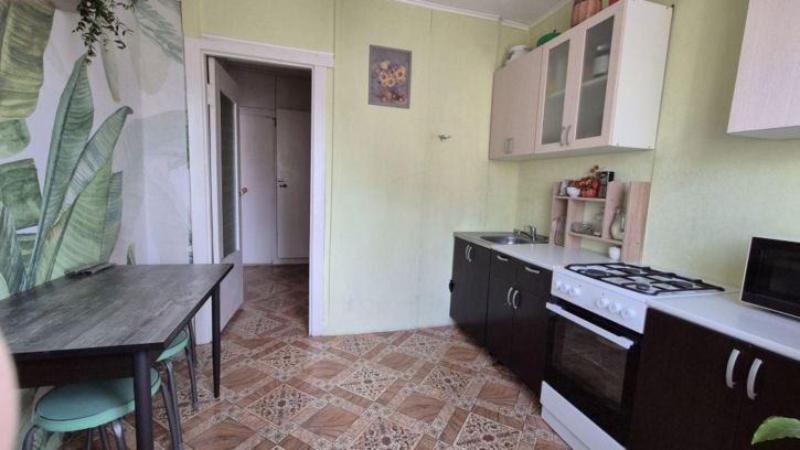 2-комн квартира Волгоградская ул, 12