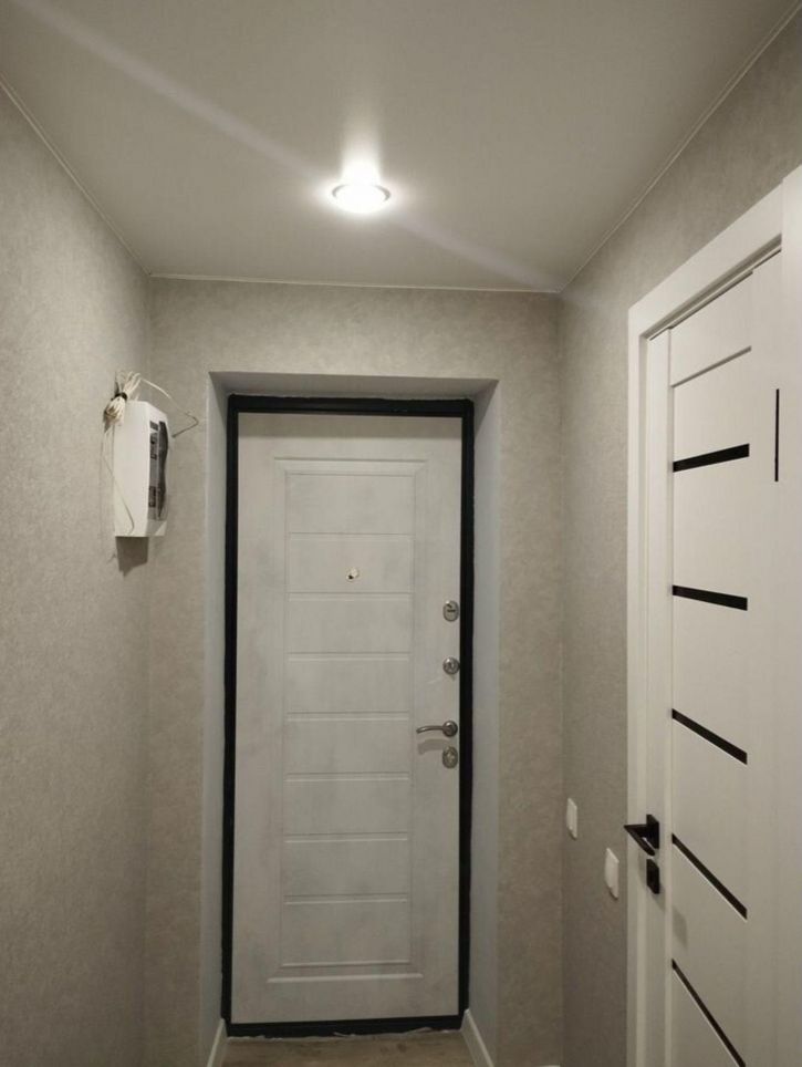 3-комн квартира 2-я Садовая ул, 3