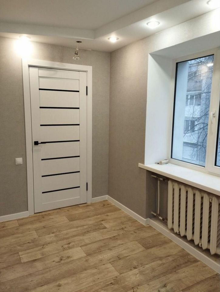 3-комн квартира 2-я Садовая ул, 3